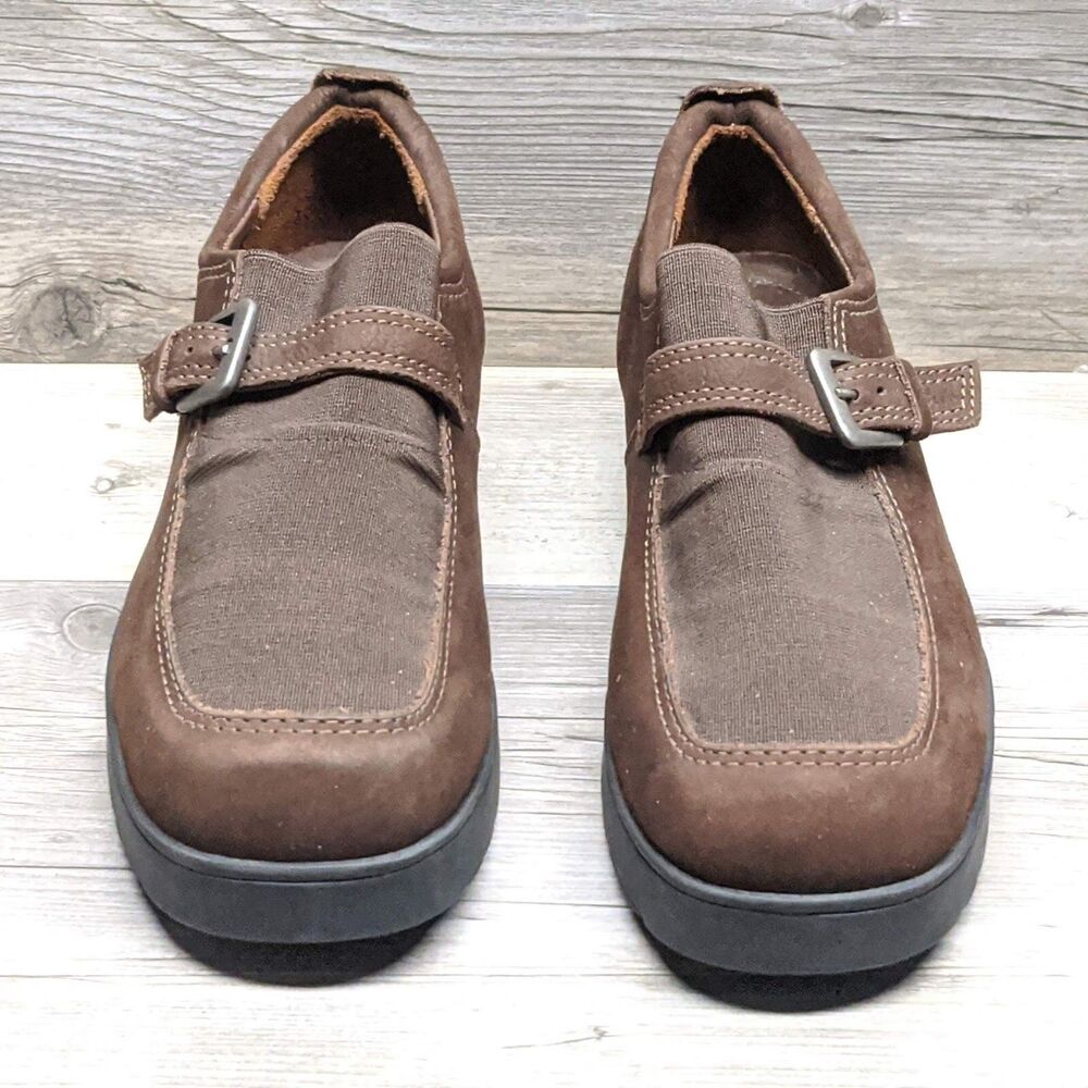 CLARKS Brown Leather Suede Shoes Women's Buckle Size 8 MADE IN BRAZIL"